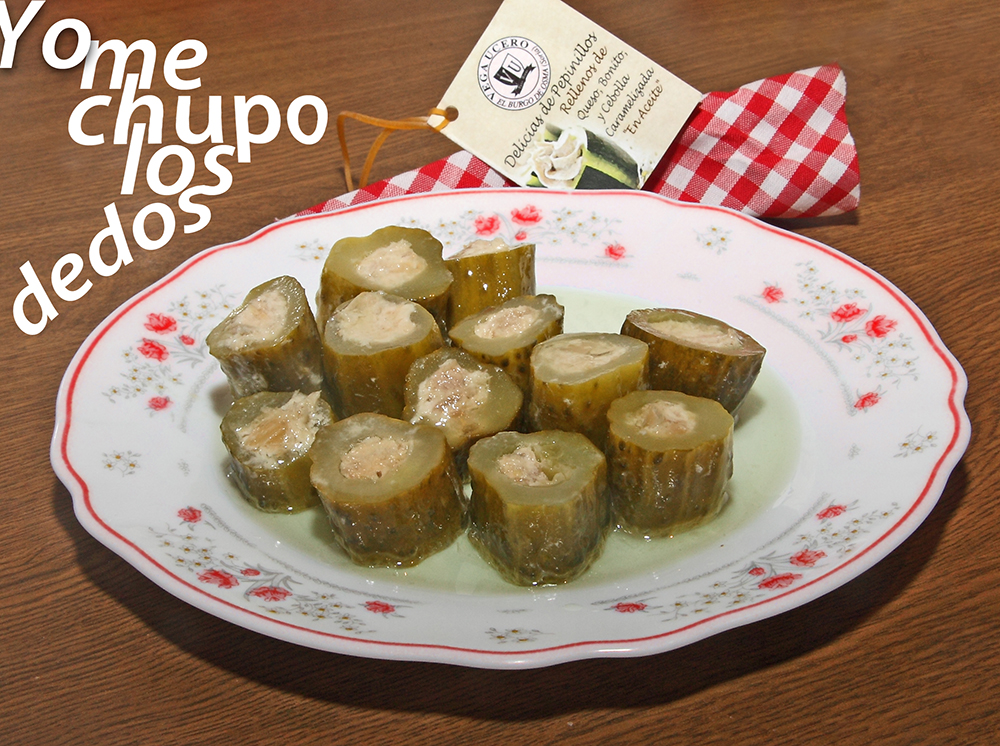 publicidad de productos de vega Ucero,empresa de El Burgo de Osma, Soria, pepinos cortados rellenos de atun aperitivo