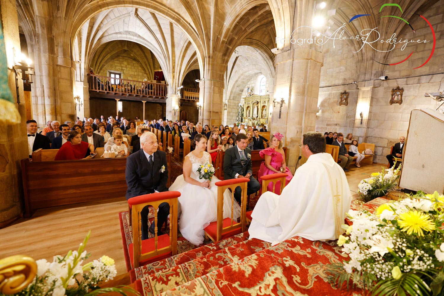Ceremonia de boda En iglesia Burgos