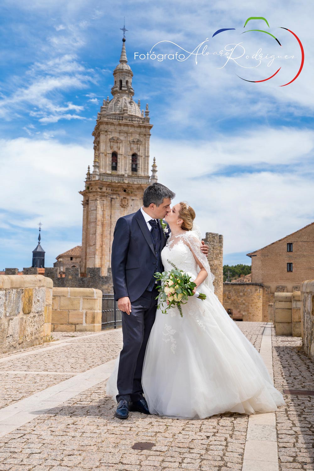 Novios con Catedral de El Burgo de Osma