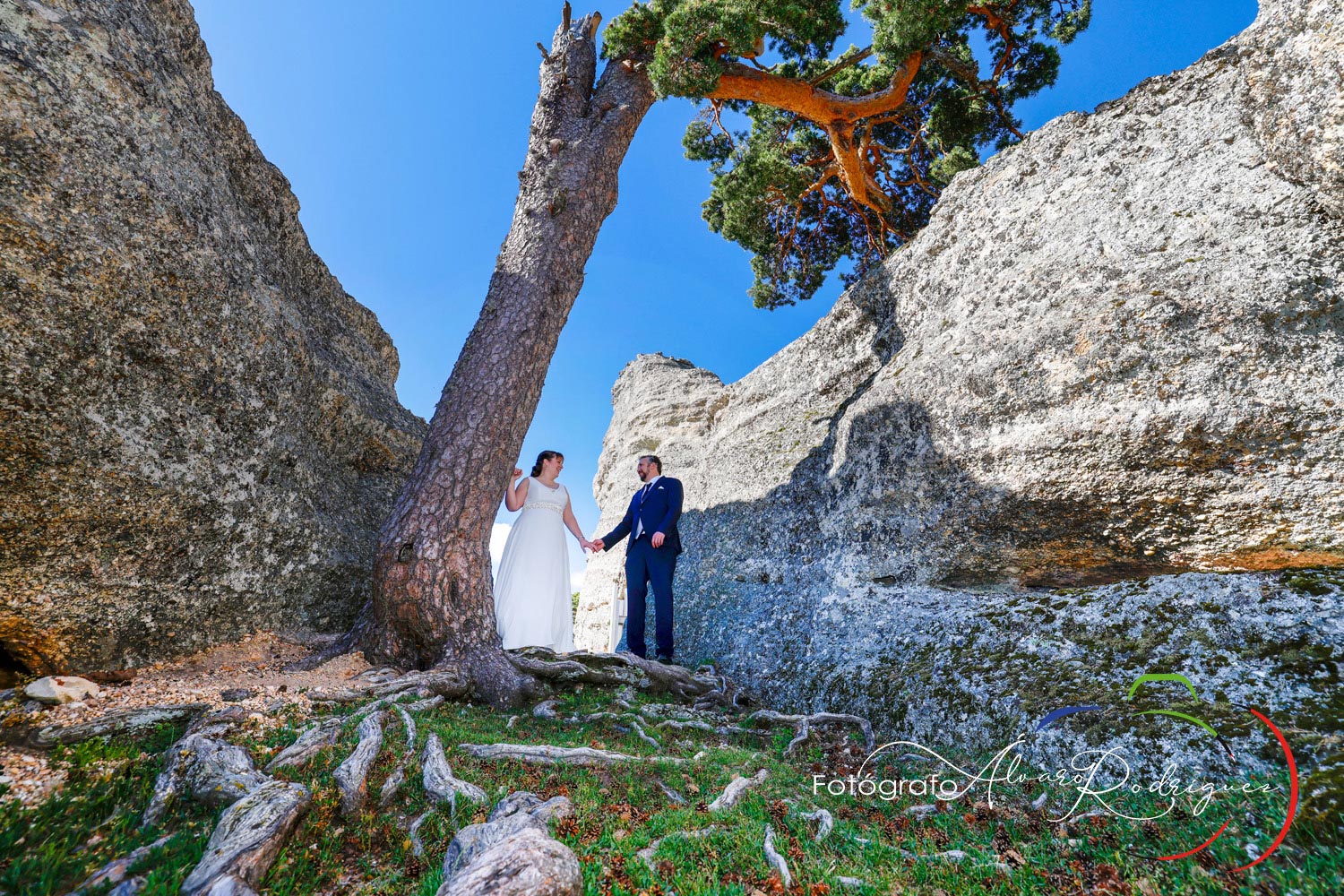 Reportajes de fotos de boda En Castoviejo Duruelo de la Sierra