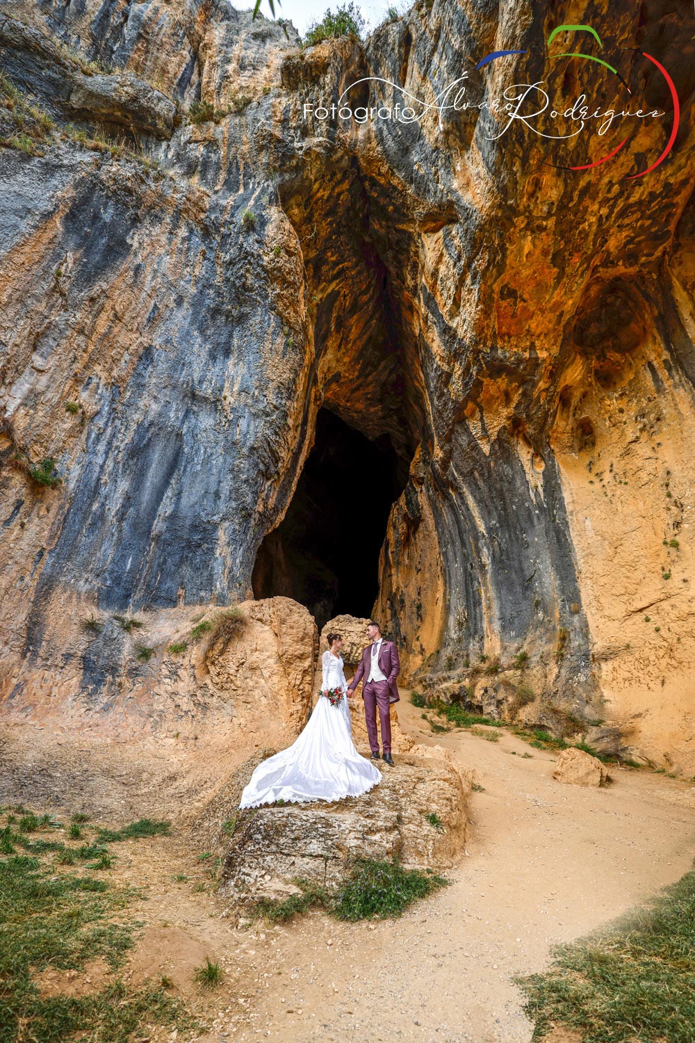 Reportajes de fotos de boda En Cañon de Rio Lobos San Bartolome